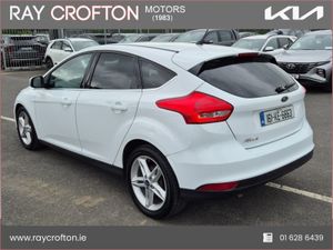 Ford Focus 1.5 Tdci 120PS Zetec - Image 3