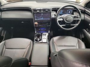 Hyundai Tucson 4WD Executive Plus Phev Auto - Image 4