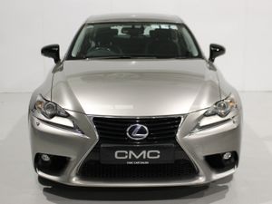 Lexus IS 2016 - Image 2