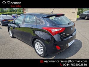 Hyundai i30 SE BLUE DRIVE CRDI - Image 4