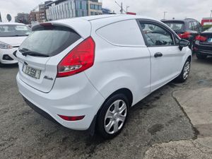 Ford Fiesta 2011 - Image 4
