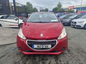 Peugeot 208 2014 - Image 2