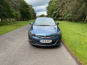 Opel Astra 2013 1.4 Very Low Km - Image 2