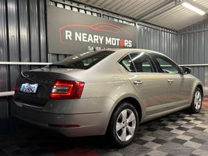 2019 Skoda Octavia DSG Automatic Diesel - Image 3