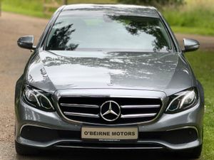 E220 D AVATGARDE * LOW KMS * - Image 2