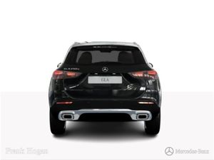 Mercedes-Benz GLA-Class GLA 250e Progressive 1.3 - Image 4