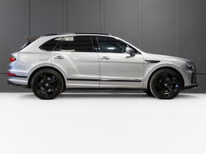222 Bentley Bentayga V6 Hybrid 5 Seat N1 Crewcab - Image 2