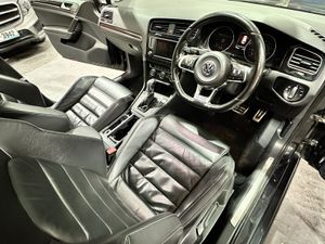 Volkswagen Golf 2.0 TDi GTD  Auto 184hp Estate - Image 4