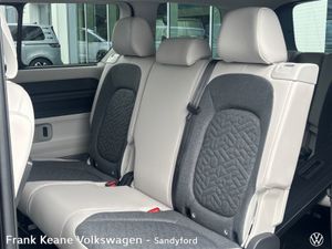 Volkswagen ID. Buzz LWB 7-seater Style 86kwh 286B - Image 4
