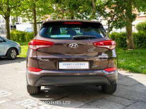 Hyundai Tucson 1.7 Executive 5DR - Image 4