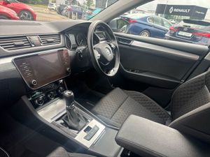 Skoda Superb Ambition 2.0tdi 122HP Auto - Image 3