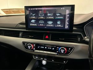 Audi A4 Technik 35 TDI S-A - Image 4