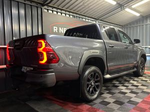 2023 Toyota Hilux 2.4 Diesel Automatic InvincibleX - Image 3