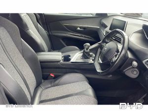 Peugeot 5008 1.5 Bluehdi 130bhp Allure - Image 4