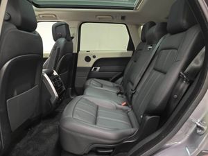 Land Rover Range Rover Sport 3.0 D300 HSE Silver - Image 4