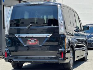 Nissan serena 2013 8 seater hybrid - Image 4
