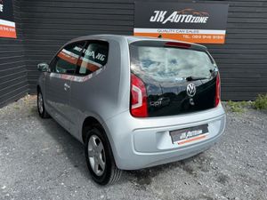 Volkswagen Up! 1.0 Move UP  Auto 3DR - Image 4