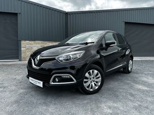 Renault Captur 171’ Expression LOW MILEAGE - Image 2