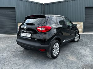 Renault Captur 171’ Expression LOW MILEAGE - Image 4