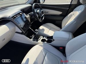 Hyundai Tucson Executive 1.6 DSL 5DR  1 Owner - T - Image 4