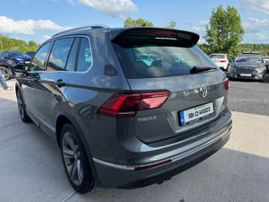 STUNNING VOLKSWAGEN TIGUAN R LINE TOP SPEC - Image 4