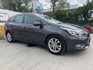141 Kia Ceed 1.6D Estate Low Miles Warranty - Image 3