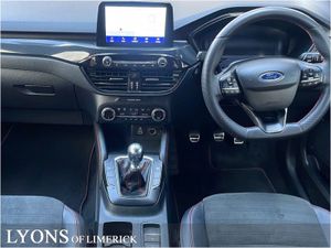 Ford Kuga 1.5 Ecoblue 120PS St-line X - Image 4