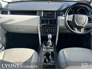 Land Rover Discovery Sport 2.0 TD4 150PS SE 7 Sea - Image 4