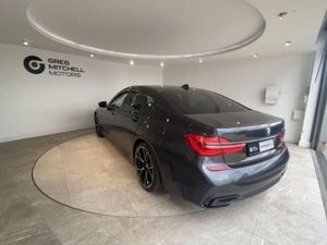 BMW 7 Series 730d M Sport 4dr Auto - Image 4