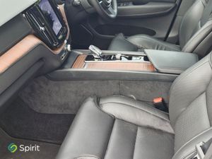 Volvo XC60 T6  plug In Hybrid  Awd  Ultimate (bri - Image 4