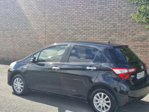 Toyota Vitz AUTOMATIC HYBRID FINANCE AVAILABLE - Image 2