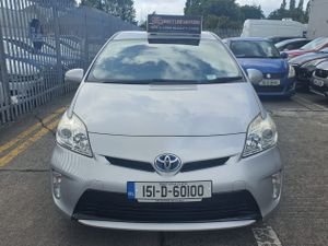 2015 Toyota Prius (VERY LOW  MILAGE) - Image 3