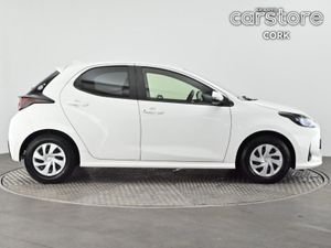 Toyota Yaris 1.5 Hybrid Auto - Image 2