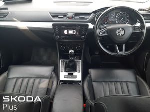 Skoda Superb  full Leather 1.5tsi 150HP Manual - Image 2