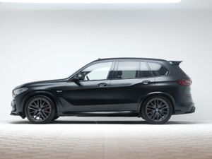 BMW X5 45E Black Vermilion Edition - Image 4