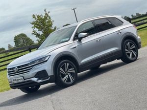 Volkswagen Touareg 3.0 TDI 4motion Auto Passanger - Image 4