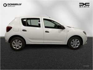 Dacia Sandero 1.2 16V Ambiance 5dr - Image 3