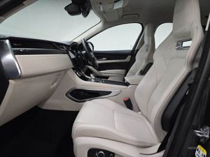 Jaguar F- PACE 2.0 P400e R-dynamic HSE 5dr Auto A - Image 3