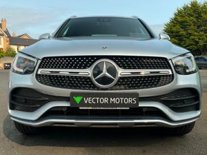 Mercedes-Benz GLC 300DE AMG Line Premium 4matic - Image 3