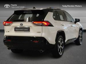 Toyota Rav4 Plug IN Hybrid Sport - Image 2