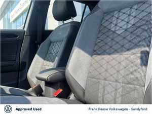 Volkswagen T-Roc  r-line Plus  1.0 TSI Manual 116 - Image 4