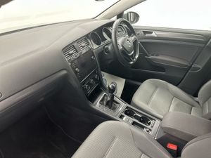 Volkswagen Golf 1.6tdi SE NAV  just IN   60 P/W - Image 4