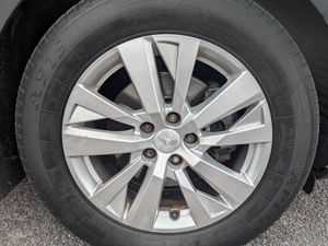 Peugeot 5008 1.2 PureTech 7 Seater - Image 3