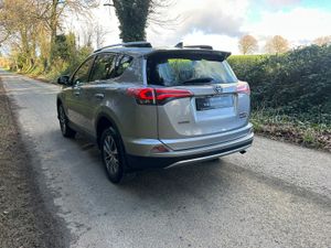 181 TOYOTA RAV 4 PETROL Hybrid AUTO  €115 P/W - Image 3
