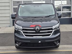 Renault Trafic Exclusive 170BHP Auto - Image 4