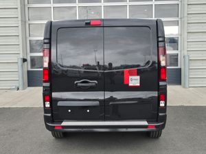 Renault Trafic Exclusive 150BHP Auto - Image 3