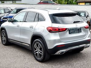 Mercedes-Benz GLA Class 180d Progressive Auto - Image 4