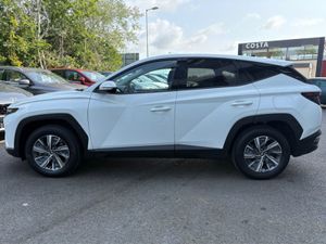 Hyundai Tucson 1.6 Petrol Hybrid Comfort Plus Auto - Image 4