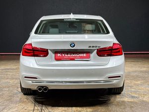 BMW 3 Series 330e Luxury Iperformance - Full Blac - Image 4