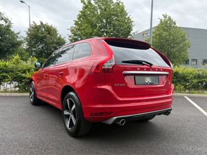 Volvo XC60 R-design Auto  full Service History - Image 3